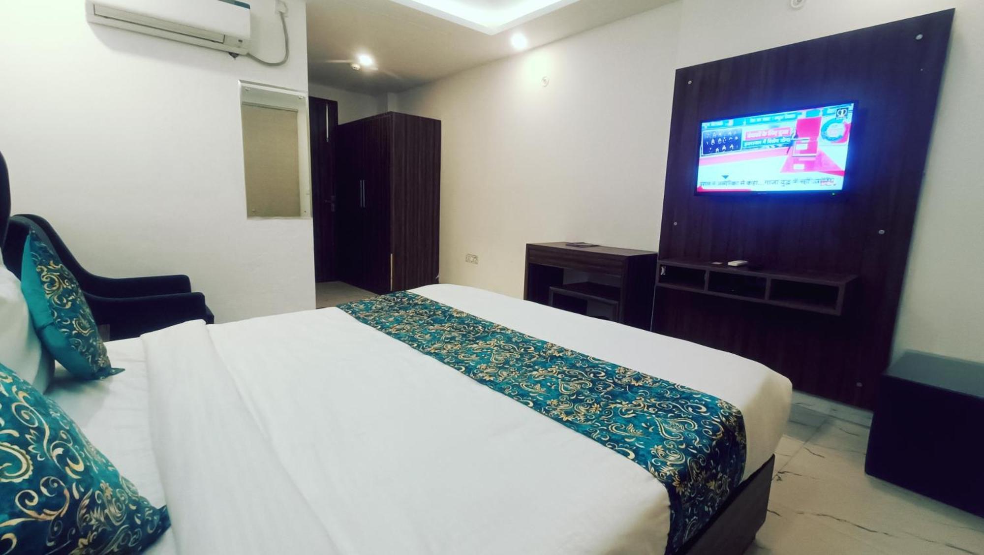 Hotel Mayda Prime Near Delhi Airport Yeni Delhi Dış mekan fotoğraf